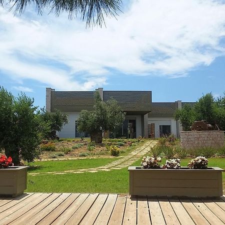 Meli Seaside Villas Chrani Exterior photo